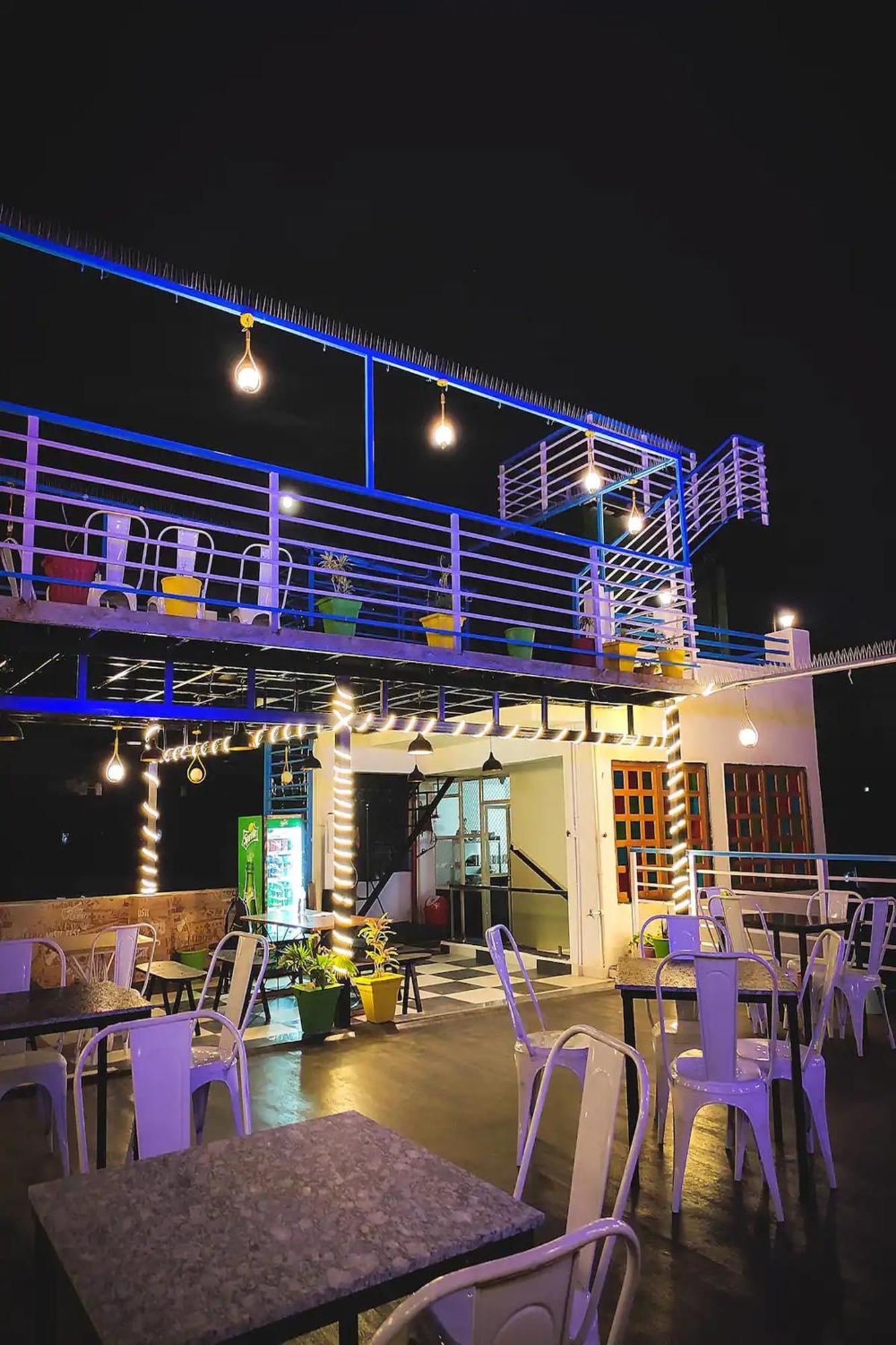 אודייפור Hotel Lake Bridge מראה חיצוני תמונה